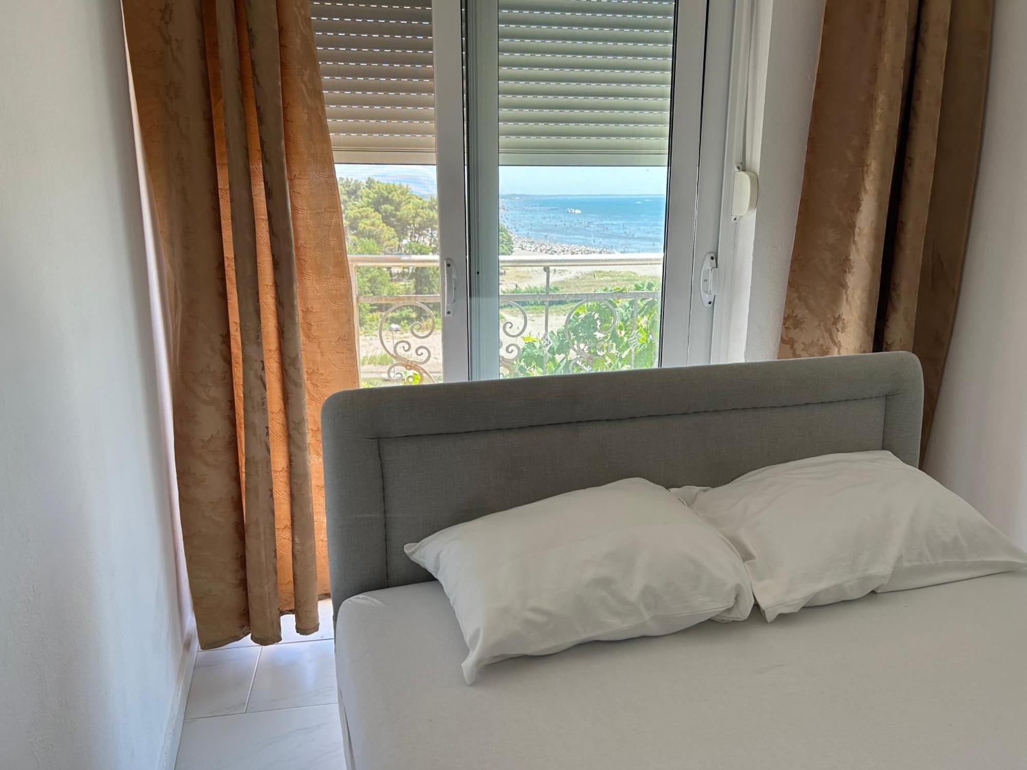 Apartments Doda Улцинь Екстер'єр фото