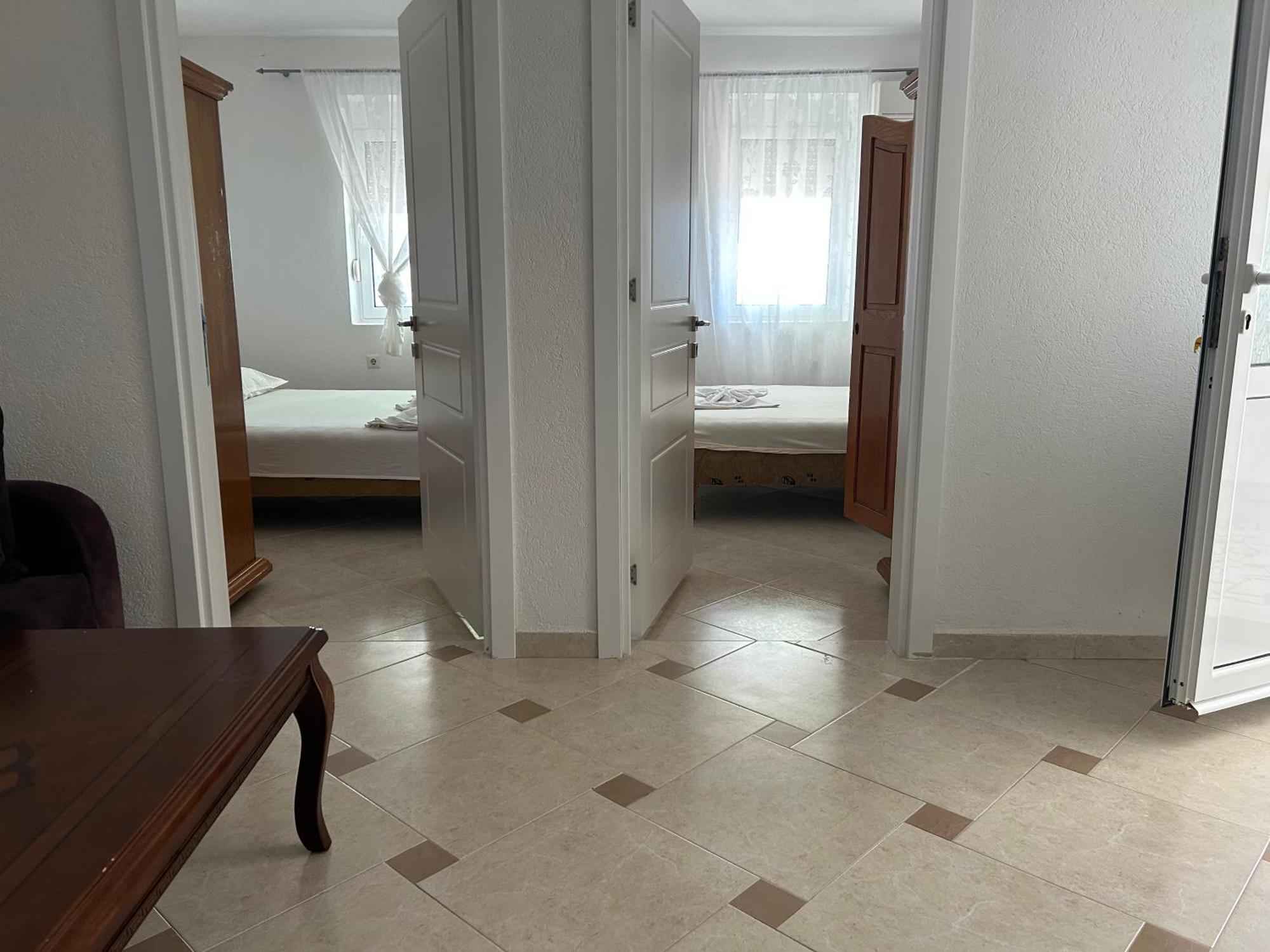 Apartments Doda Улцинь Екстер'єр фото